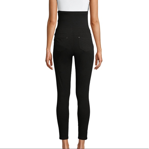 Women's Maternity Jeggings - Picture 12 of 14